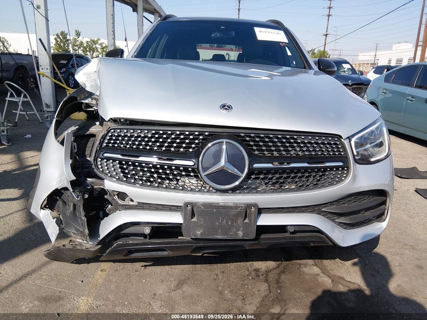 MERCEDES-BENZ GLC 300 - zdjęcie 13