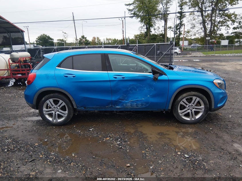 MERCEDES-BENZ GLA 250 - zdjęcie 13