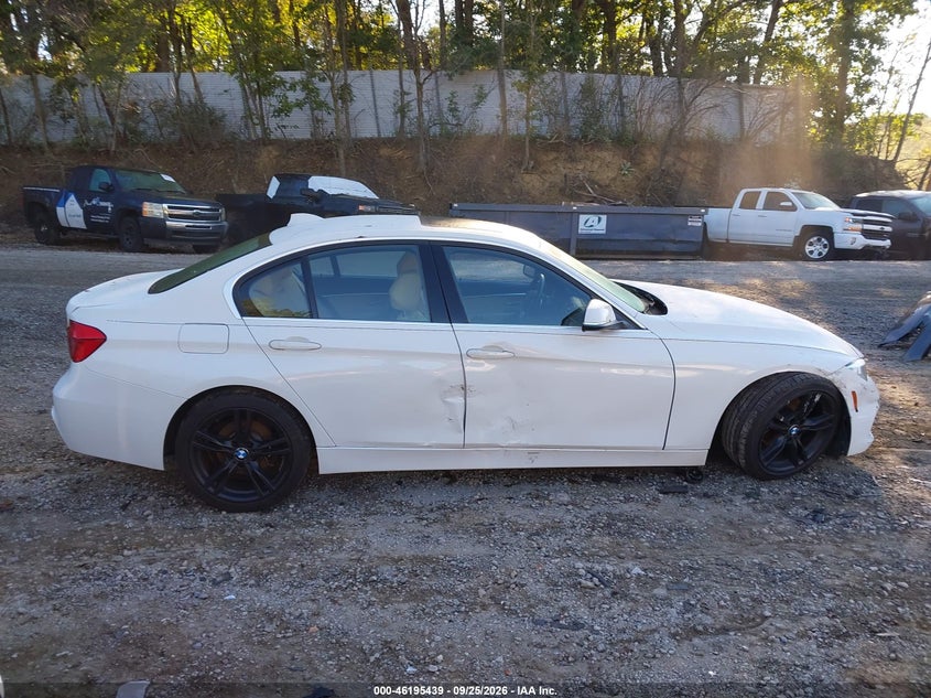 BMW 330I - zdjęcie 13