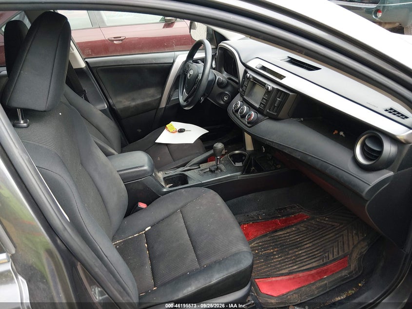 TOYOTA RAV4 - zdjęcie 5