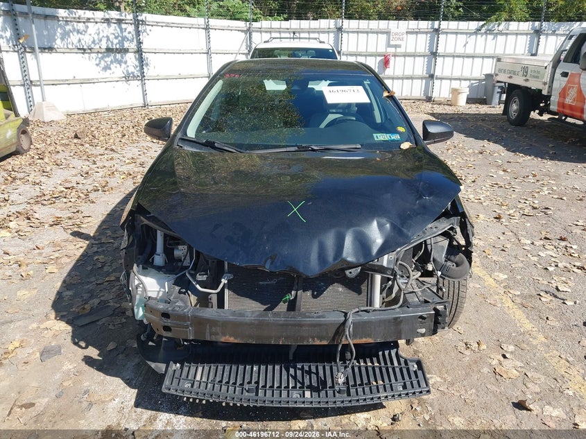TOYOTA COROLLA - zdjęcie 12