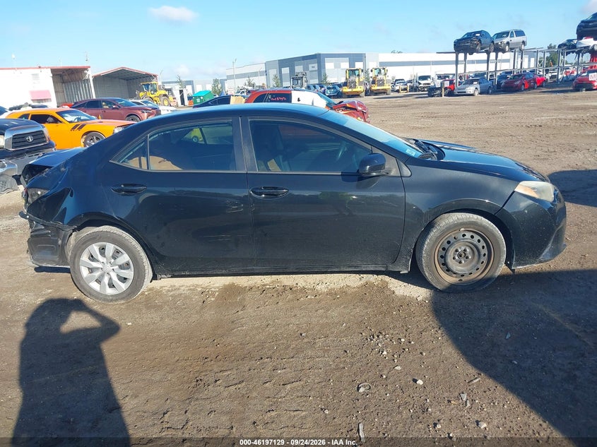 TOYOTA COROLLA - zdjęcie 14