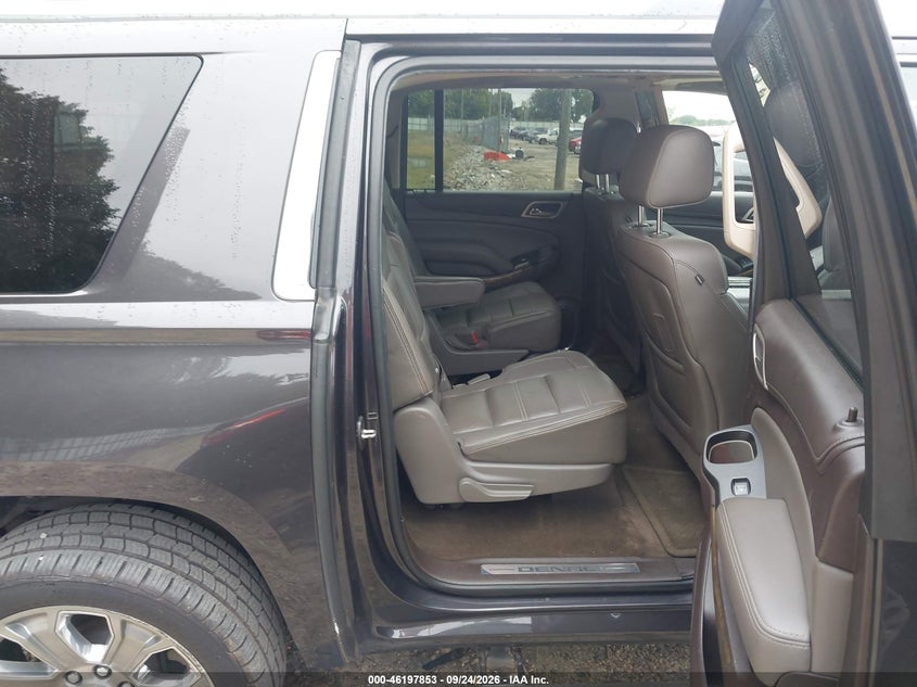 GMC YUKON XL - zdjęcie 8