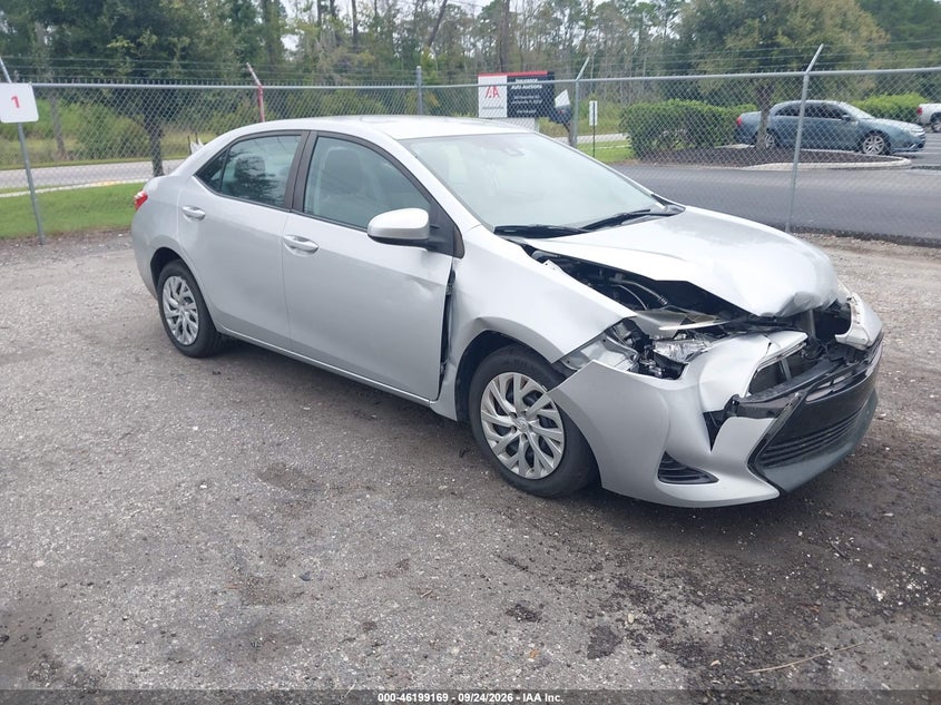 TOYOTA COROLLA - zdjęcie 1