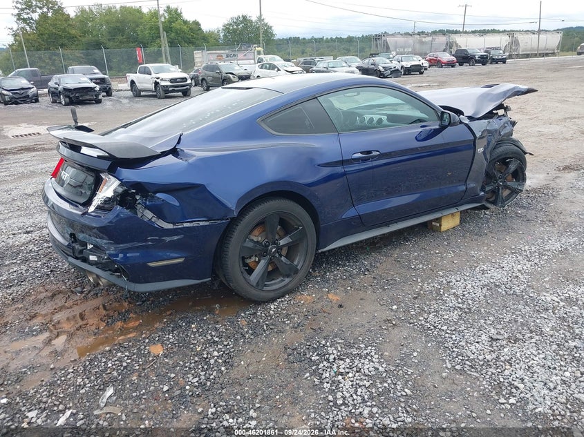 FORD MUSTANG - zdjęcie 4