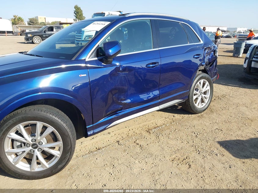 AUDI Q3 - zdjęcie 16