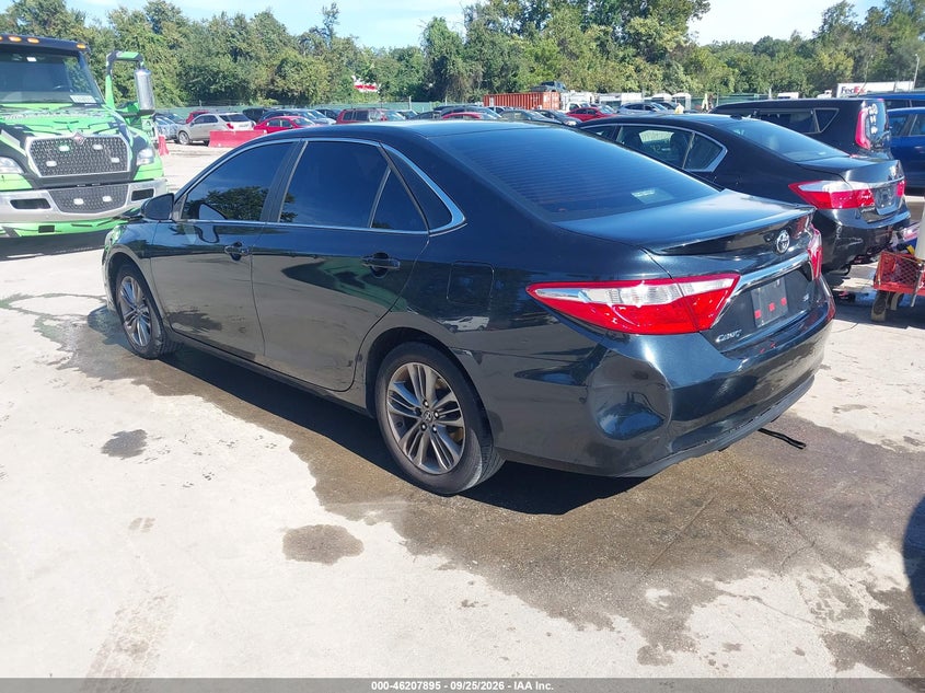 TOYOTA CAMRY - zdjęcie 3