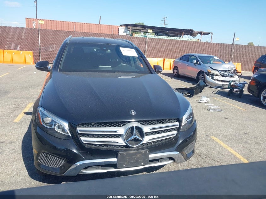 MERCEDES-BENZ GLC 300 - zdjęcie 13