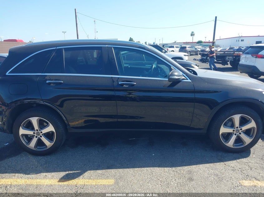 MERCEDES-BENZ GLC 300 - zdjęcie 14