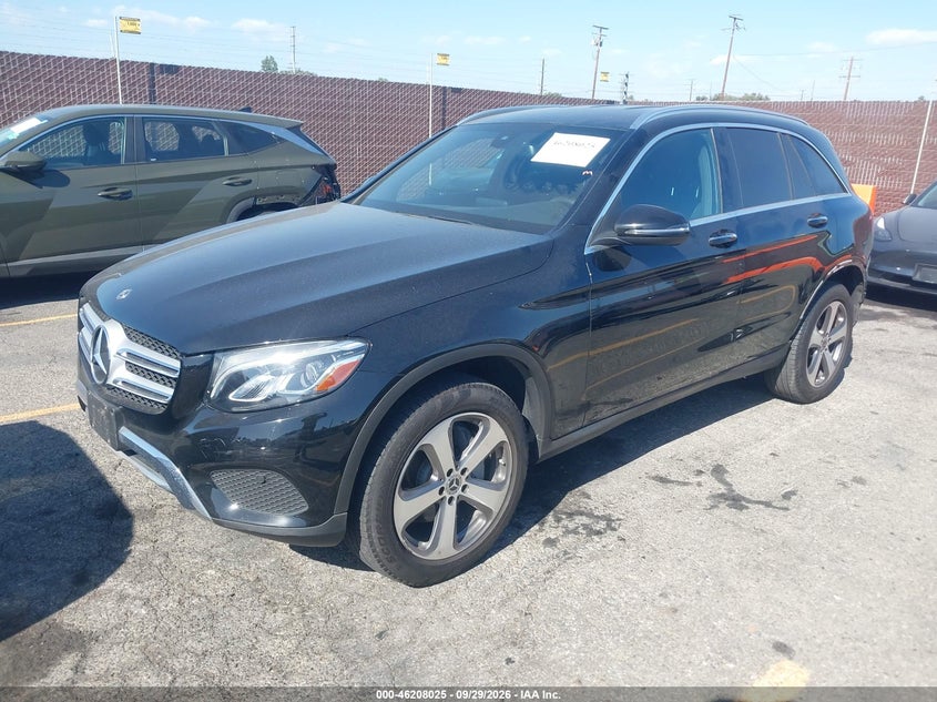 MERCEDES-BENZ GLC 300 - zdjęcie 2