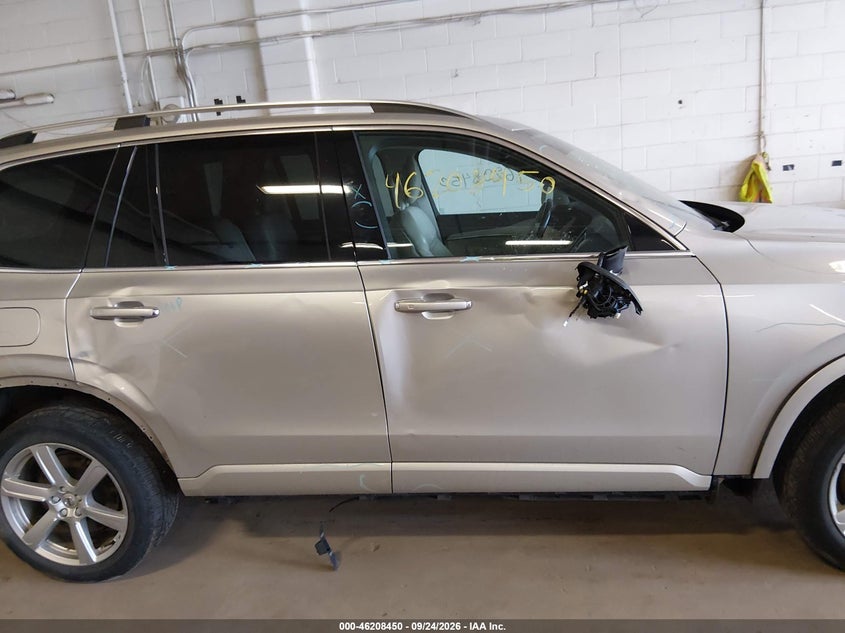 VOLVO XC90 HYBRID - zdjęcie 13