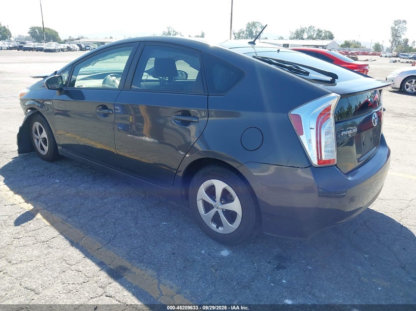 TOYOTA PRIUS - zdjęcie 3