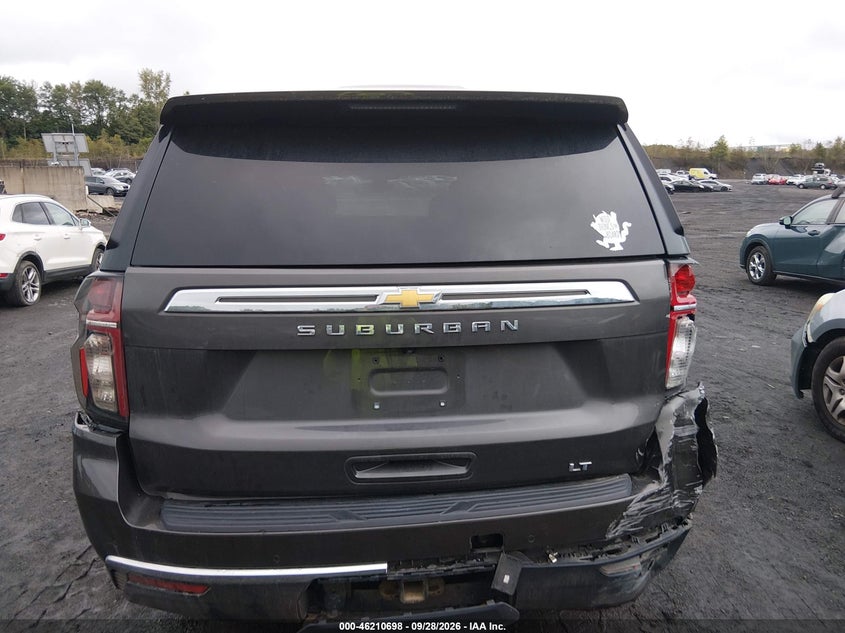 CHEVROLET SUBURBAN - zdjęcie 16