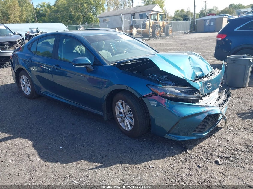 TOYOTA CAMRY - zdjęcie 1