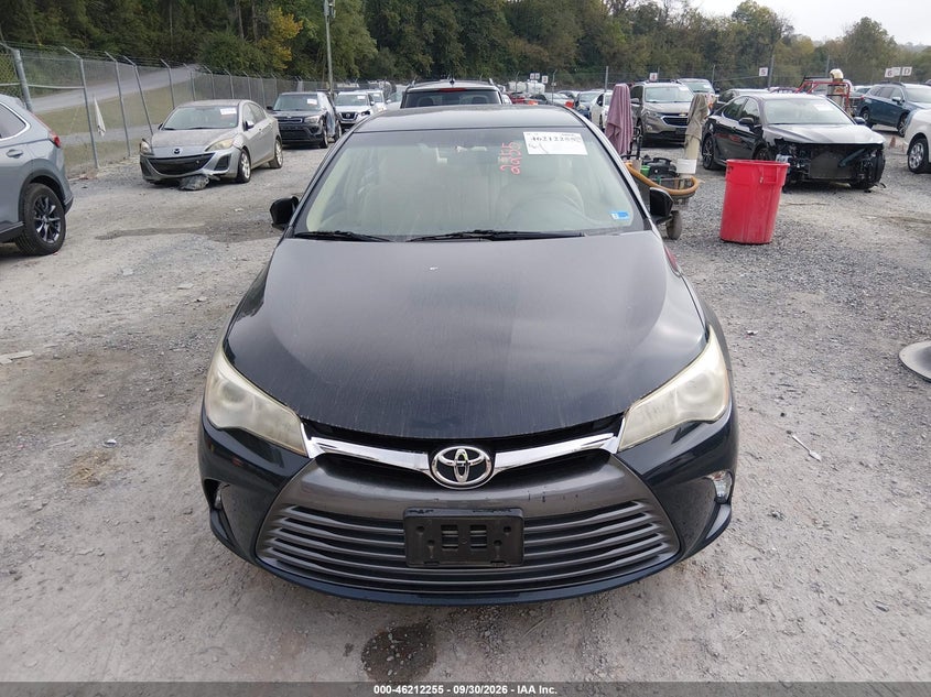 TOYOTA CAMRY - zdjęcie 12