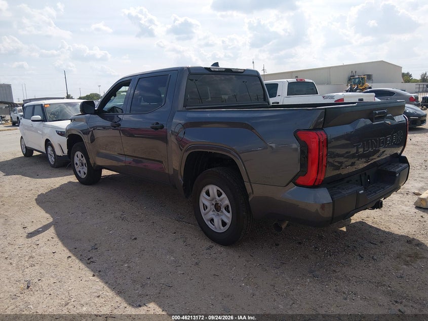 TOYOTA TUNDRA - zdjęcie 3