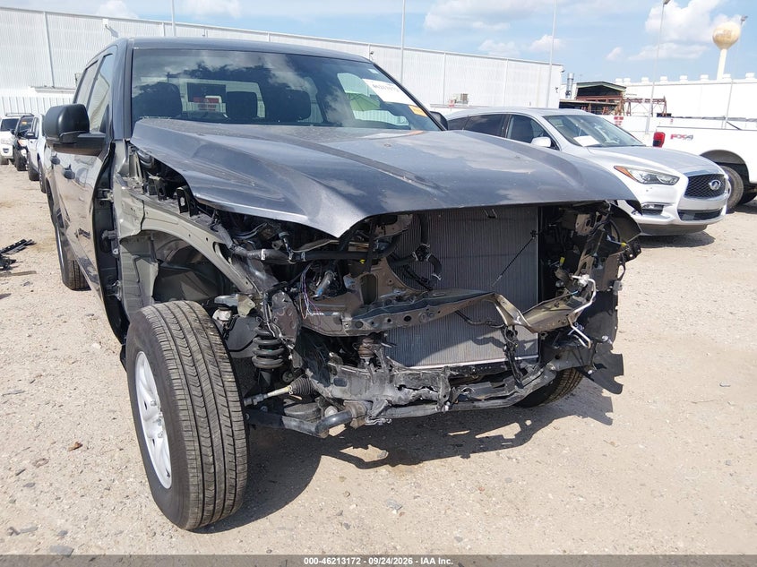TOYOTA TUNDRA - zdjęcie 6