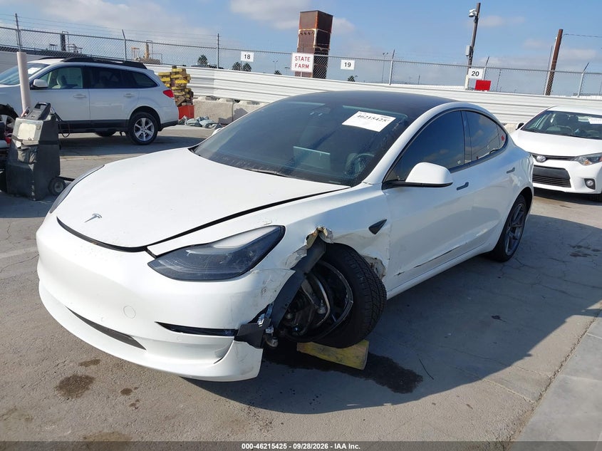 TESLA MODELO 3 - zdjęcie 2