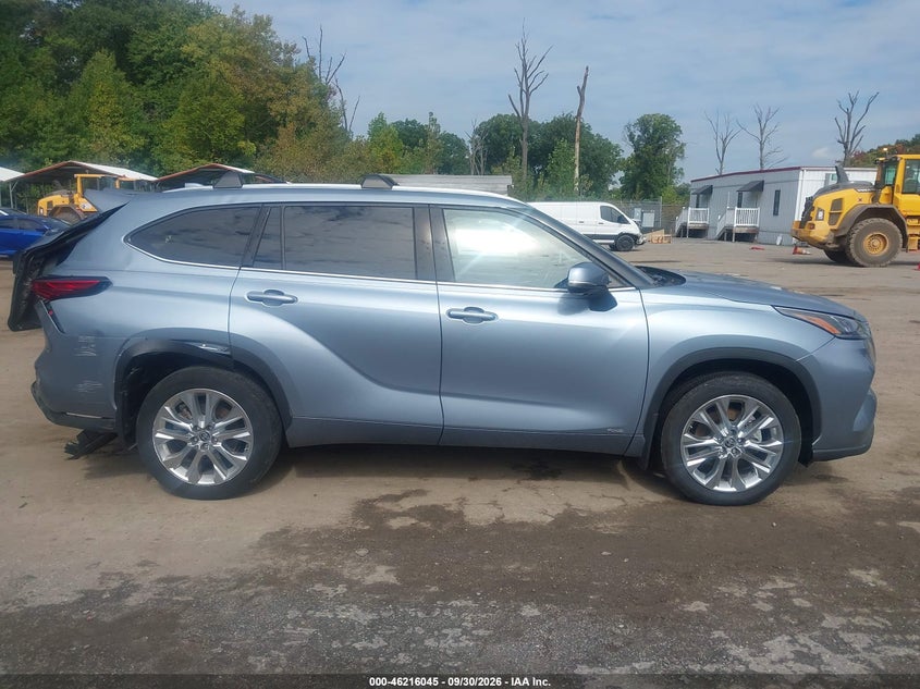 TOYOTA HIGHLANDER - zdjęcie 13