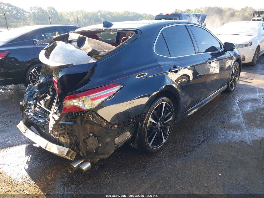 TOYOTA CAMRY - zdjęcie 4