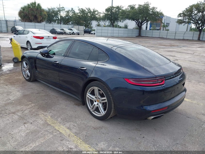PORSCHE PANAMERA - zdjęcie 3