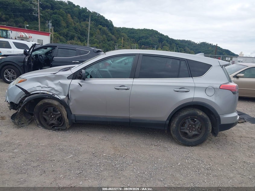 TOYOTA RAV4 - zdjęcie 14