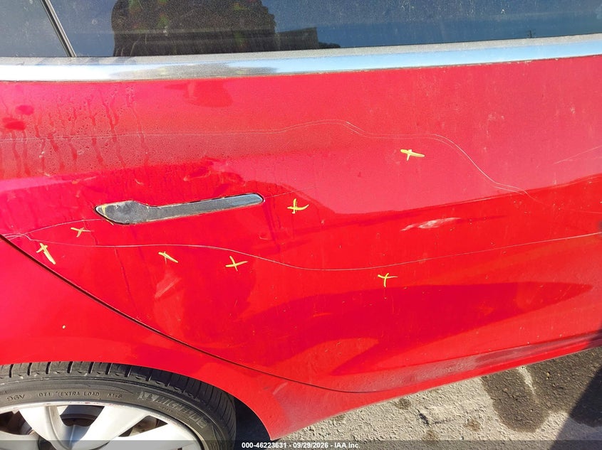 TESLA MODEL 3 - zdjęcie 6