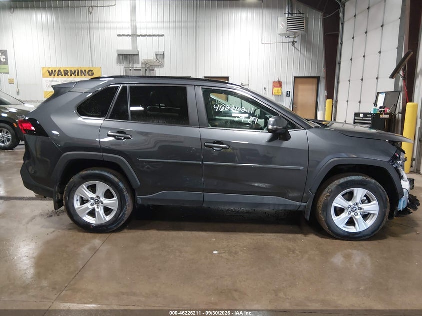 TOYOTA RAV4 - zdjęcie 14