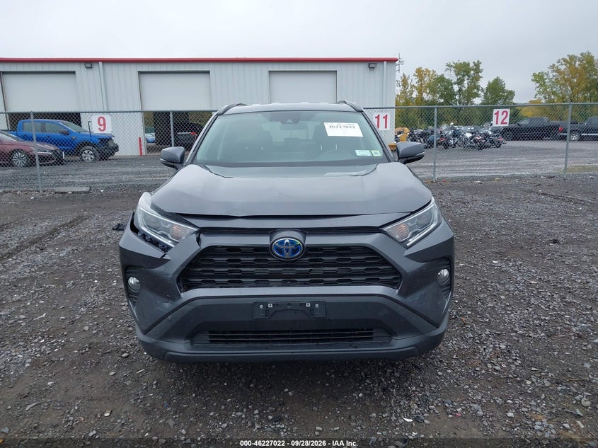 TOYOTA RAV4 HYBRID - zdjęcie 12