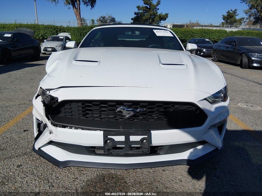 FORD MUSTANG - zdjęcie 12