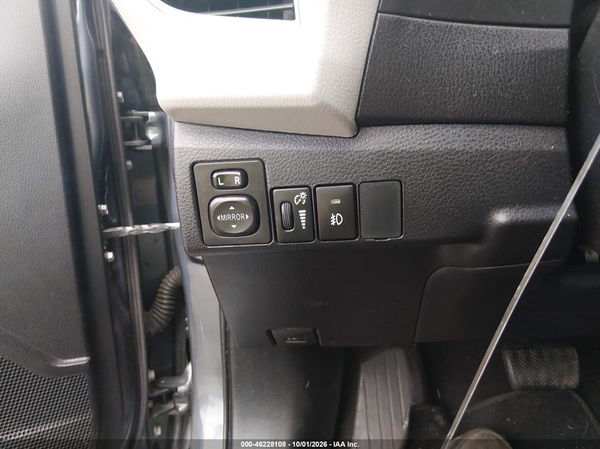 TOYOTA COROLLA - zdjęcie 20