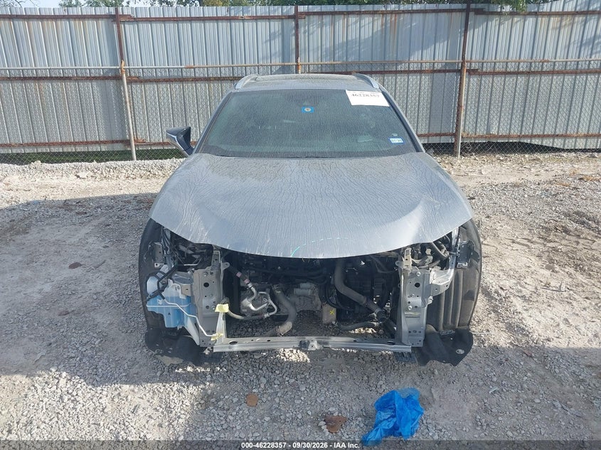 LEXUS UX 200 - zdjęcie 13