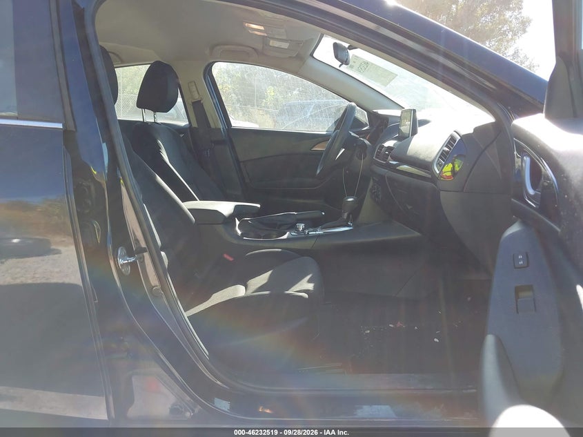 MAZDA MAZDA3 - zdjęcie 5