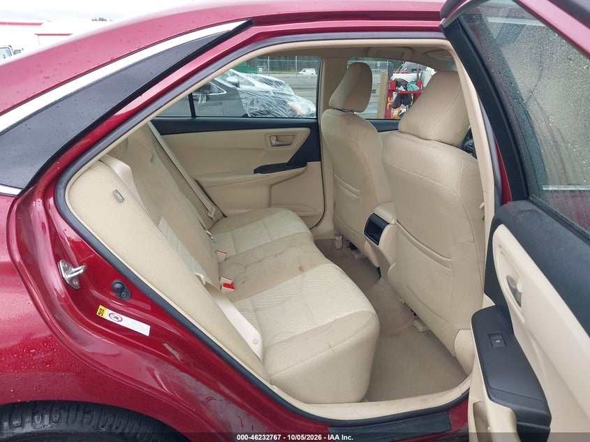 TOYOTA CAMRY - zdjęcie 8
