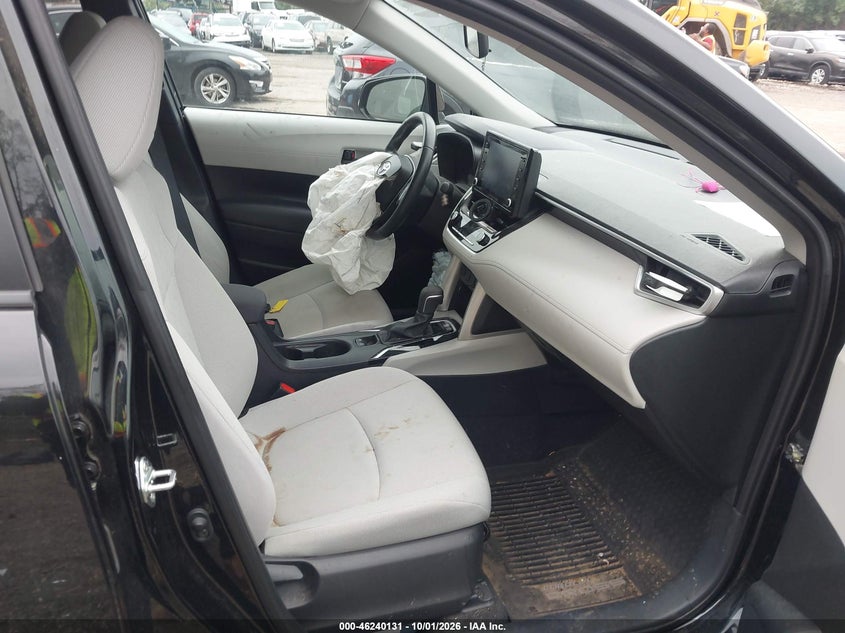 TOYOTA COROLLA CROSS - zdjęcie 5