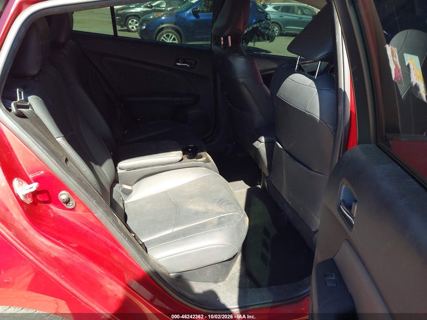 TOYOTA PRIUS PRIME - zdjęcie 8