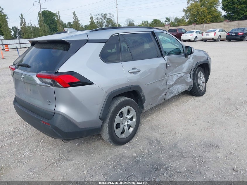 TOYOTA RAV4 - zdjęcie 4