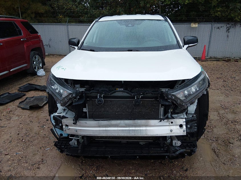 TOYOTA RAV4 - zdjęcie 13