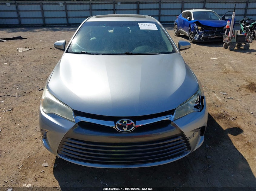 TOYOTA CAMRY - zdjęcie 12