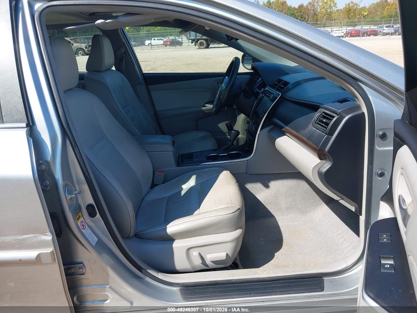 TOYOTA CAMRY - zdjęcie 5
