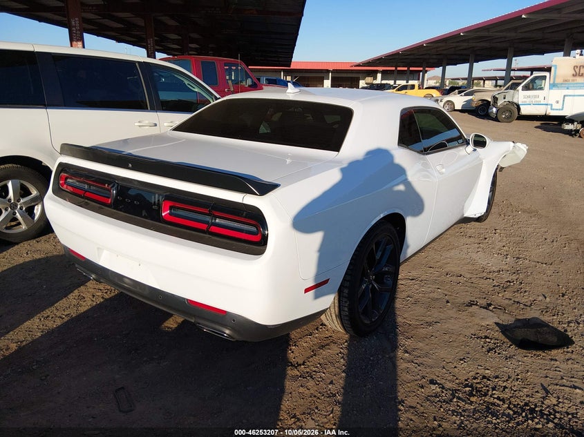 DODGE CHALLENGER - zdjęcie 4