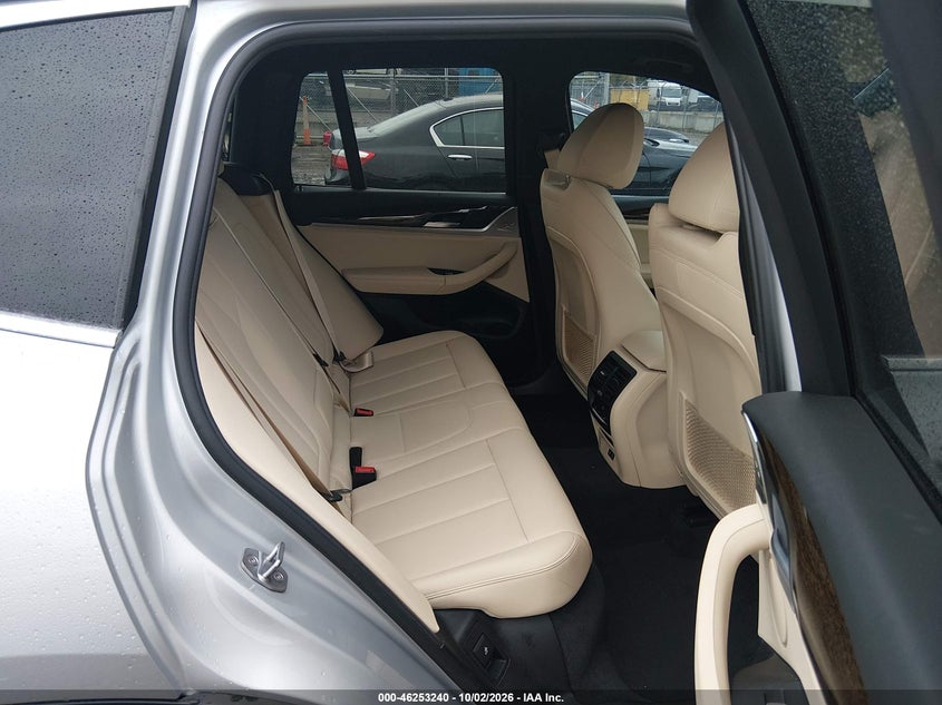 BMW X3 - zdjęcie 8