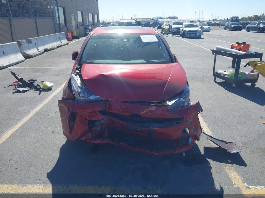 TOYOTA PRIUS - zdjęcie 13