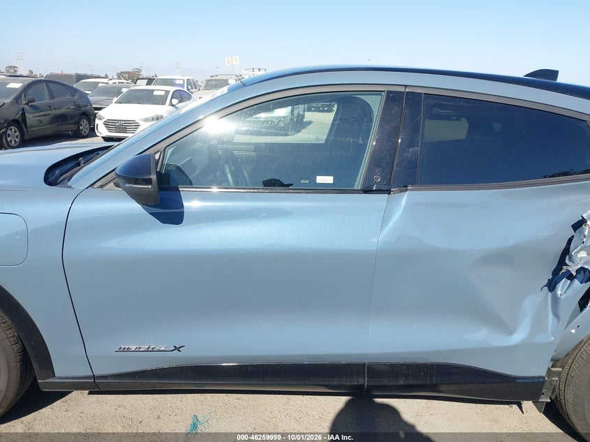 FORD MUSTANG MACH-E - zdjęcie 14