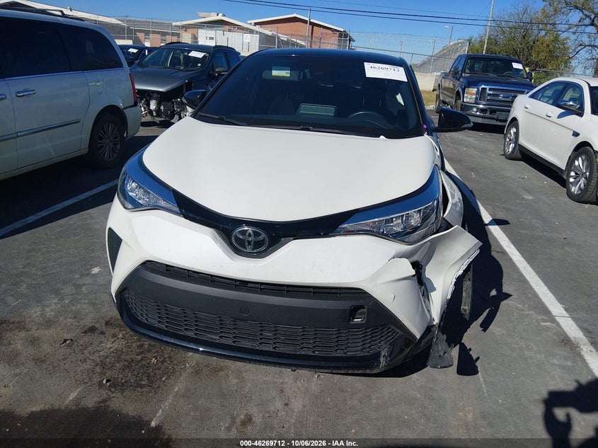 TOYOTA C-HR - zdjęcie 12
