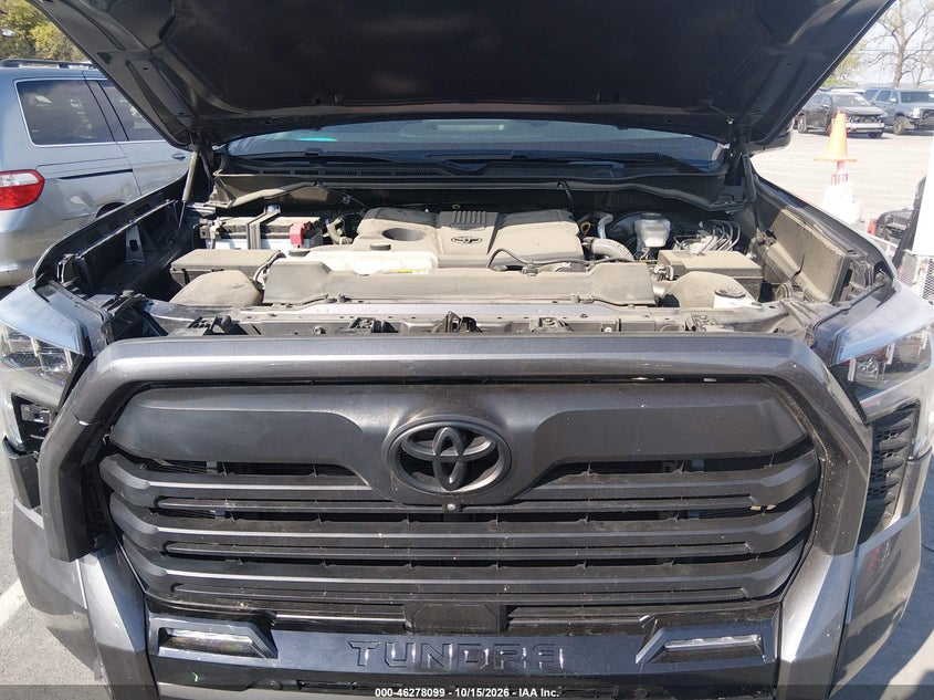 TOYOTA TUNDRA - zdjęcie 10