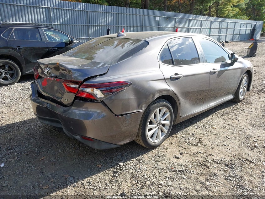 TOYOTA CAMRY - zdjęcie 4