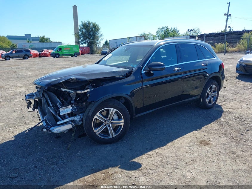 MERCEDES-BENZ GLC 300 - zdjęcie 2