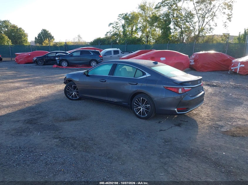 LEXUS ES 300H - zdjęcie 3