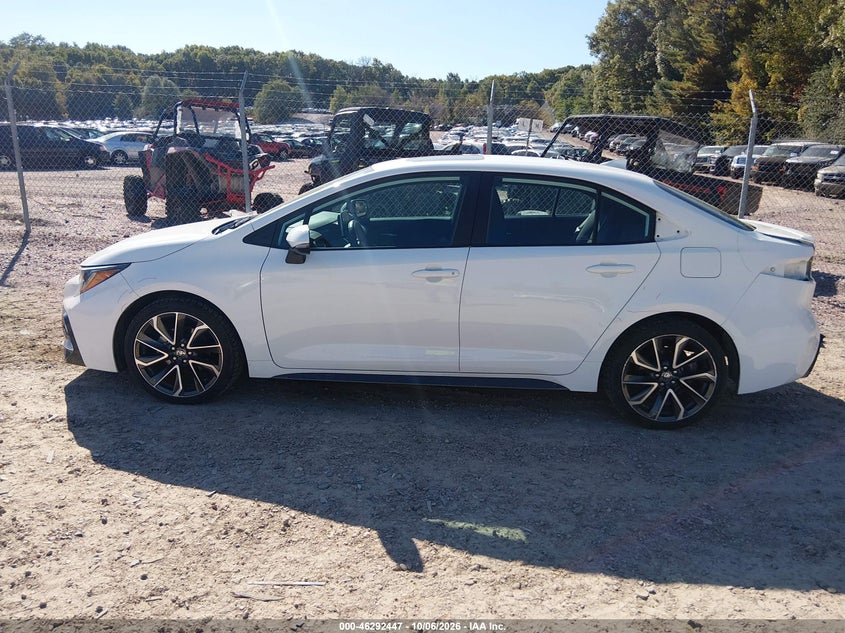 TOYOTA COROLLA - zdjęcie 15